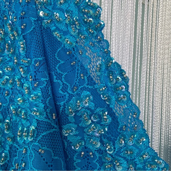 Marciano Beaded Lace Dress NWOT - Picture 10 of 17